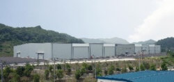 ハリマ共和、西松屋専用の福崎物流センターを披露、3PLの物流量増に対応