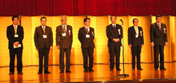 首都圏卸8組合同賀詞交歓会が開催、流通のオンブズマンの気持ちで頑張る