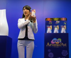 小林製薬、春の新製品内覧会開催　「開発5原則」徹底して新製品開発強化