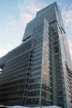 あべのハルカス近鉄本店タワー館がオープン　「業態融合型百貨店」目指す