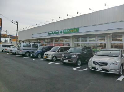 一体型店舗「ファミリーマート＋ドラッグエース広瀬東店」オープン