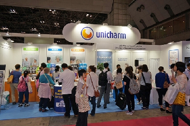 国際福祉機器展開催　福祉機器・介護用品などの585社が出展