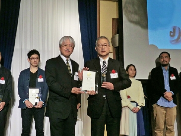 ＮＳファーファ・Ｊ、高級柔軟剤がパッケージデザイン大賞銀賞に
