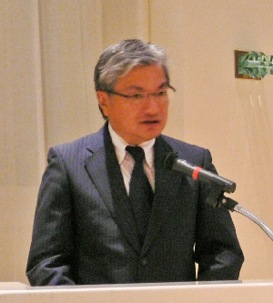 資生堂ジャパン、業界紙懇談会で16年の成長戦略など説明