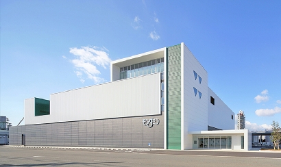 アース製薬、「モンダミン」新工場見学会を実施