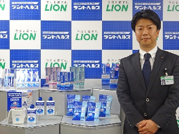 ライオン、「デントヘルス　デンチャーケア」北海道限定発売