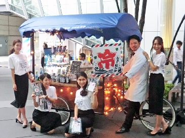 シック、「トワイライトシェービングスタンド」東京・有楽町でオープン