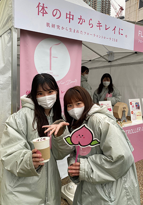 桃谷順天館×近畿大、共同でイベント出展　プロテイン商品をＰＲ