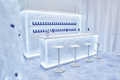 コーセー、「冷やし雪肌精」イベント開催　「涼感美白」の世界観を訴求