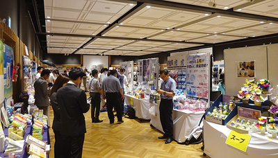 麻友、「第118回麻友見本市」開催、狭小商圏対応の売り場提案を強化