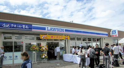 ローソン、「ハッピーローソンタウン日野高幡台店」内覧会開催