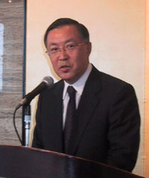 石洗工が平成17年度定時総会を開催、新会長に藤重貞慶氏(ライオン)が就任